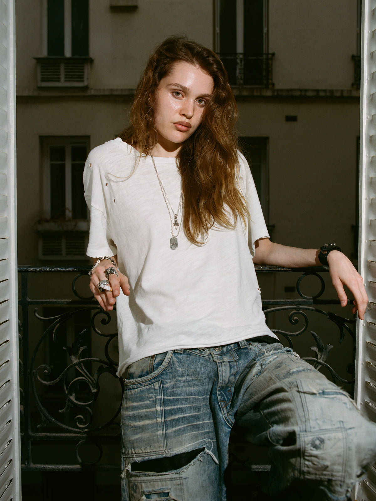WHITE SLUB COTTON SISTER CUT TEE